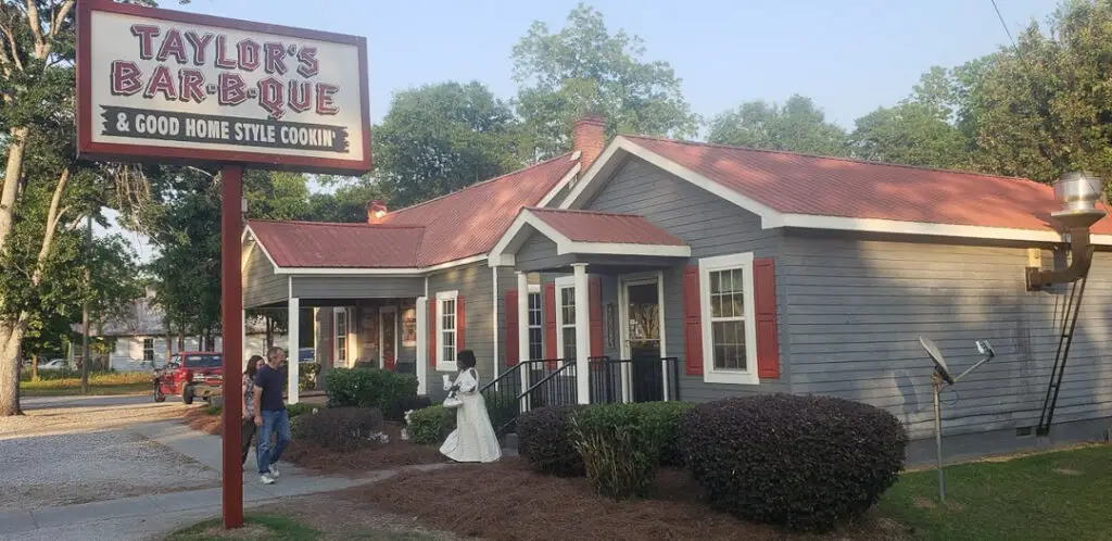 Locals enjoy the home style cooking at Taylors Barbecue in downtown waynesboro